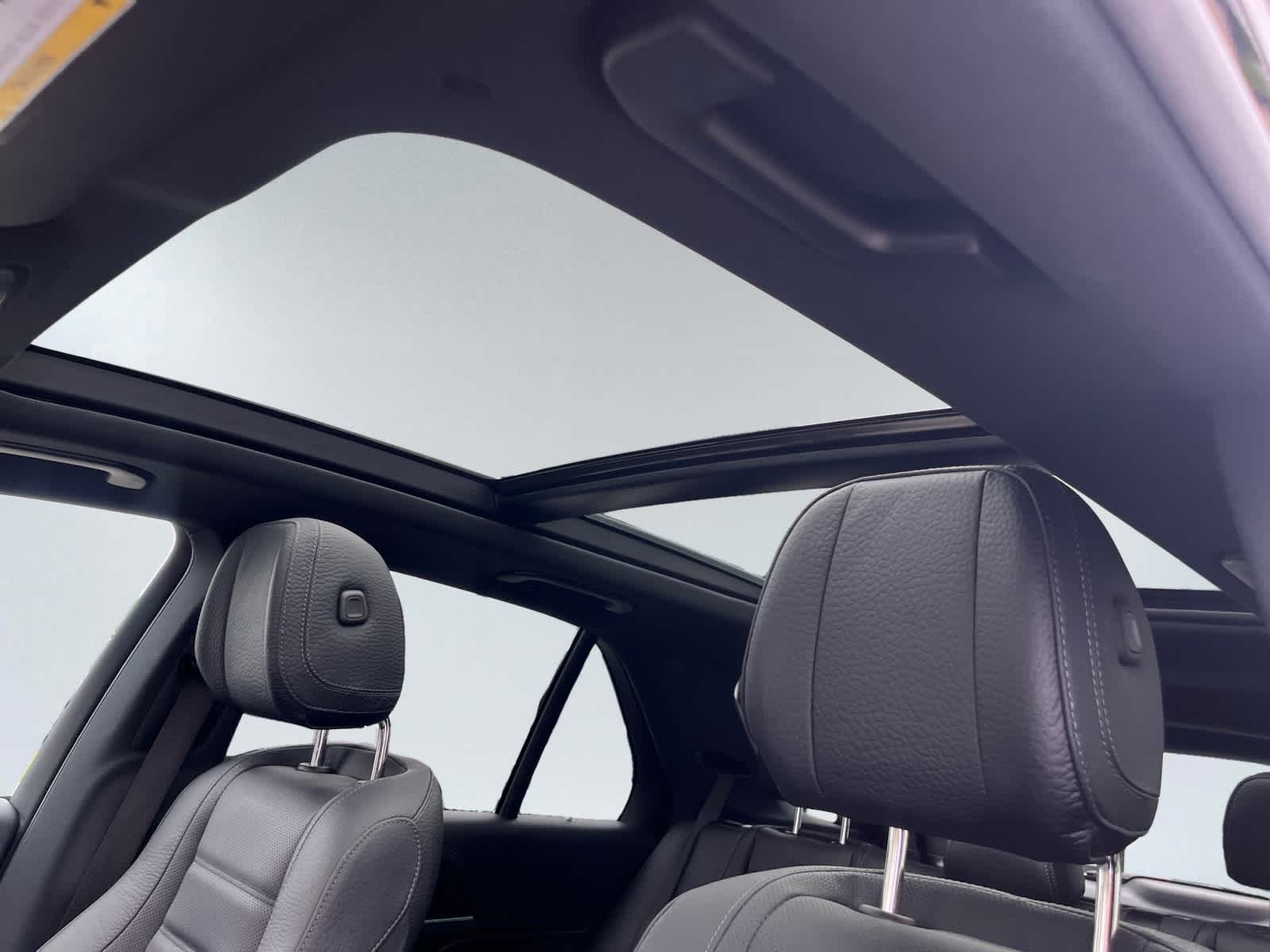 used 2023 Mercedes-Benz GLE 450 car, priced at $56,998