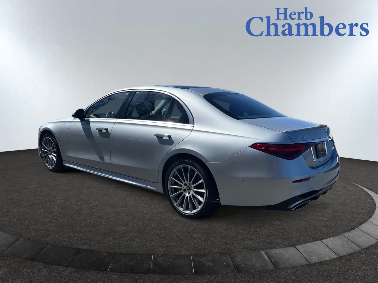 used 2022 Mercedes-Benz S-Class car, priced at $87,998
