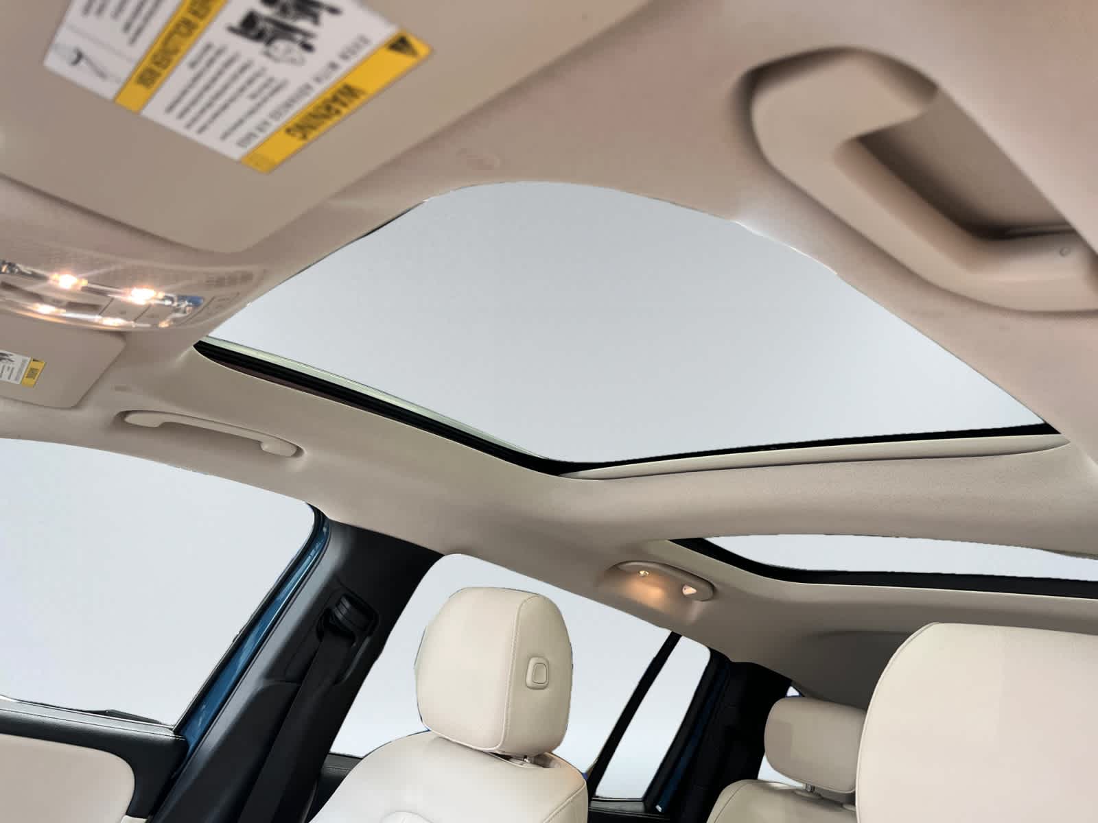 used 2022 Mercedes-Benz GLB 250 car, priced at $29,798