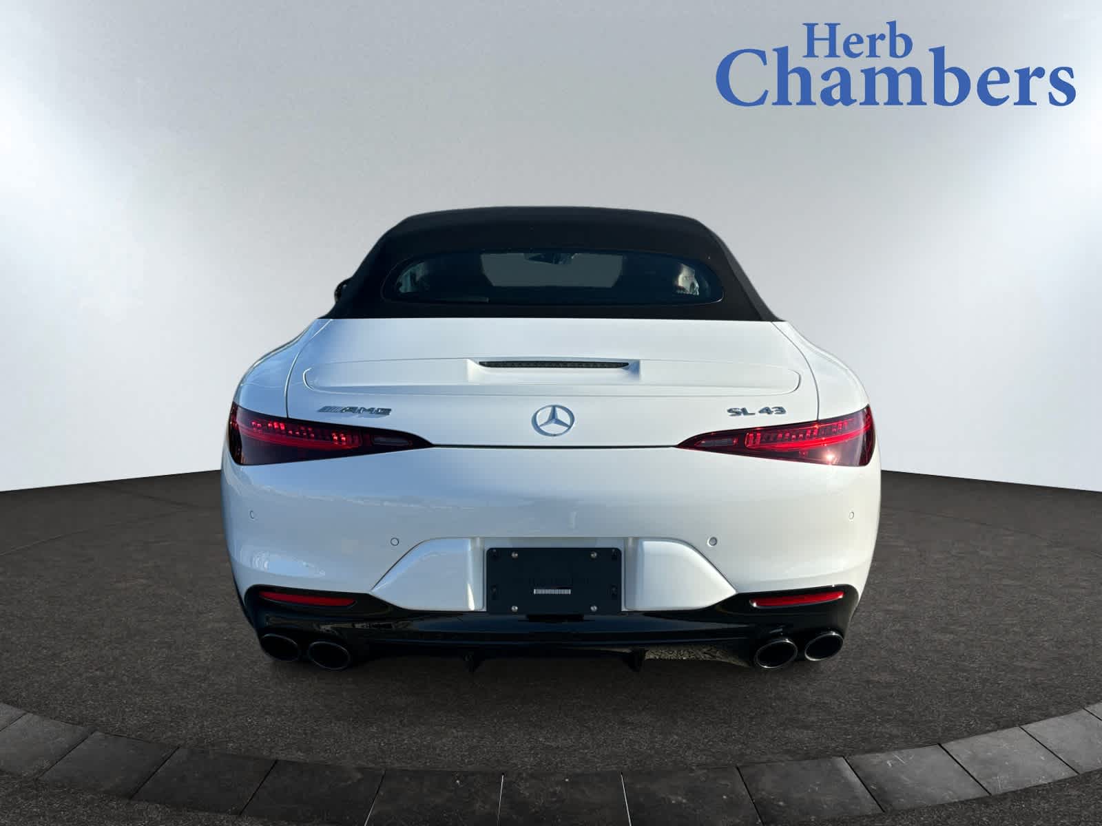 new 2025 Mercedes-Benz AMG SL 43 car