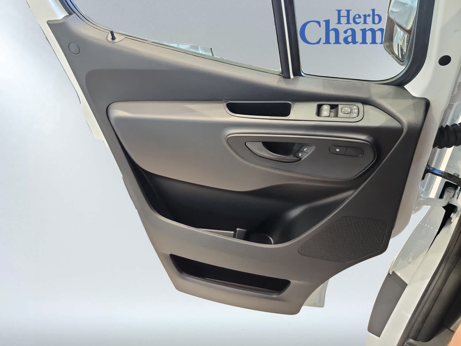 new 2025 Mercedes-Benz Sprinter car