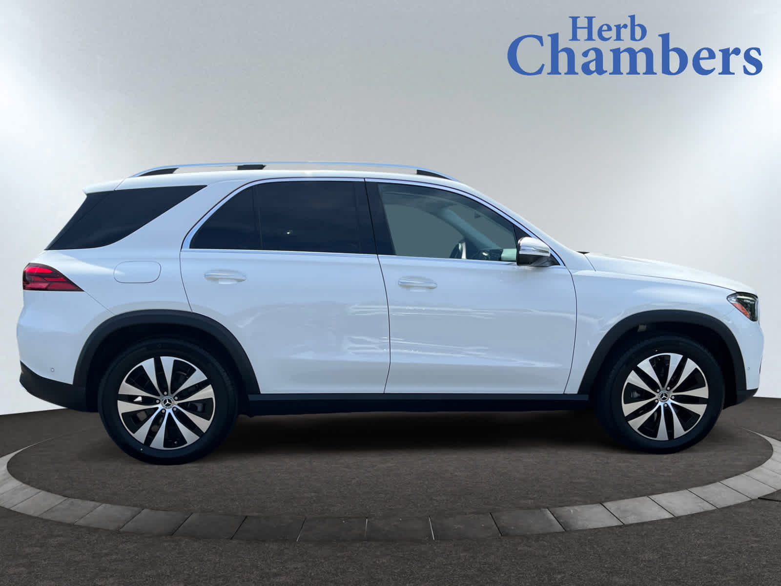 used 2025 Mercedes-Benz GLE 350 car, priced at $57,998