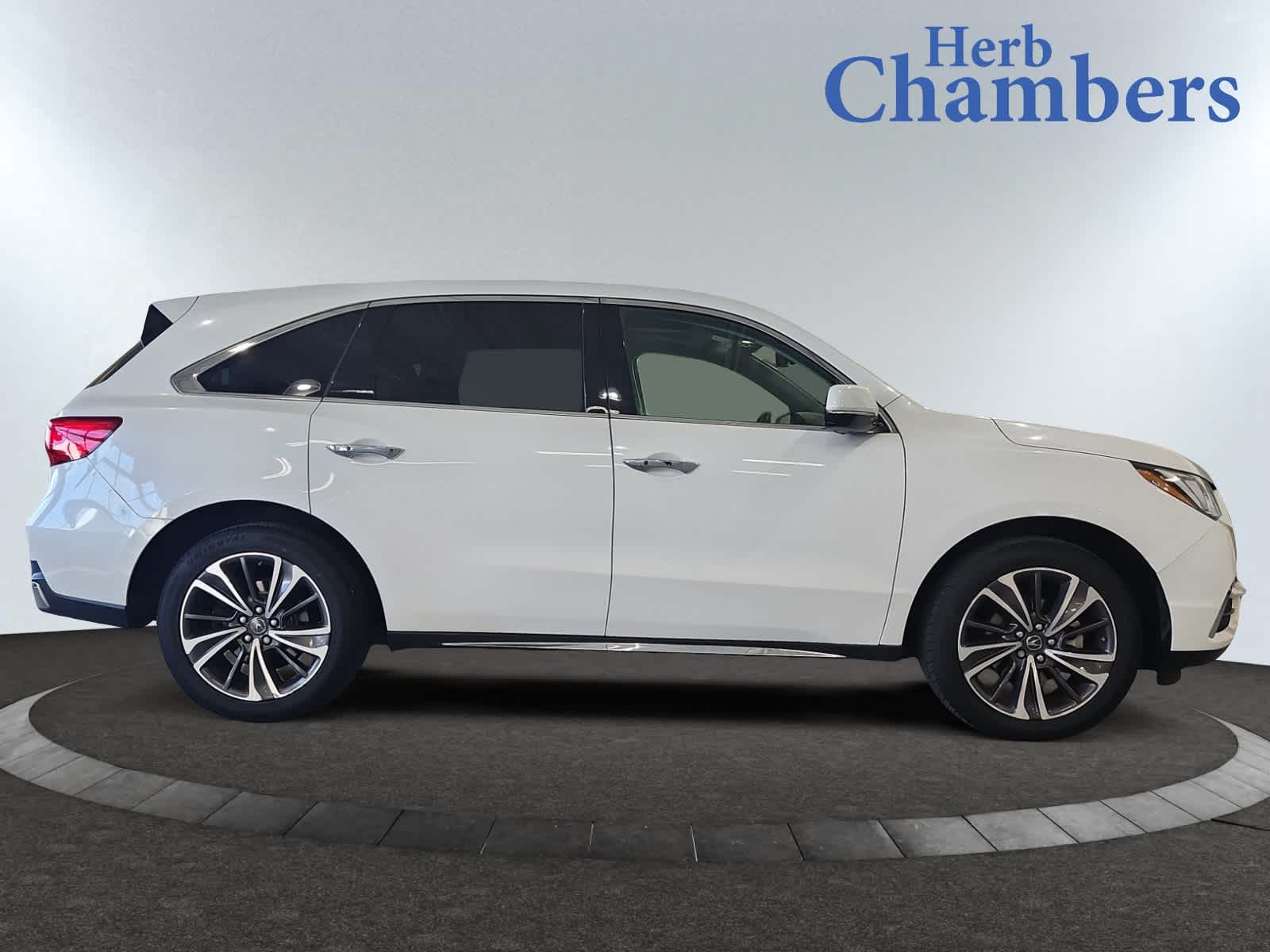 used 2020 Acura MDX car, priced at $26,097