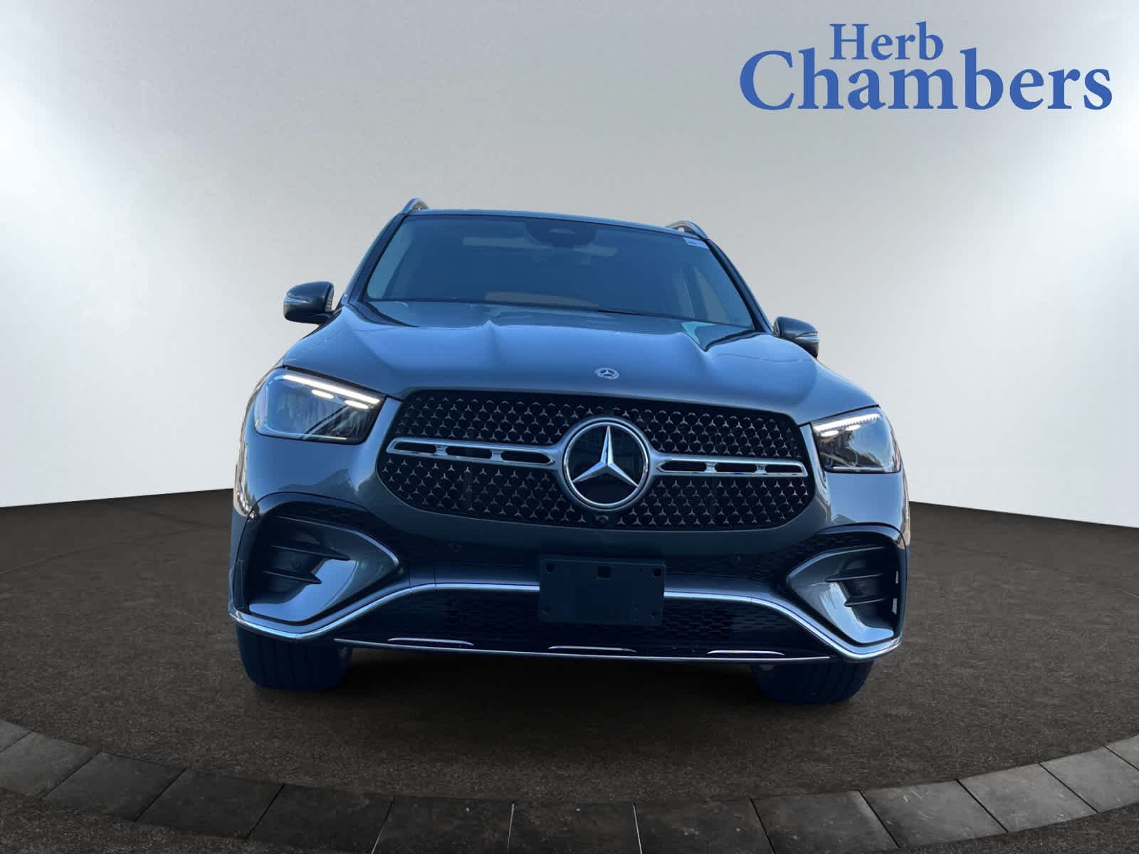 used 2025 Mercedes-Benz GLE 350 car, priced at $67,998