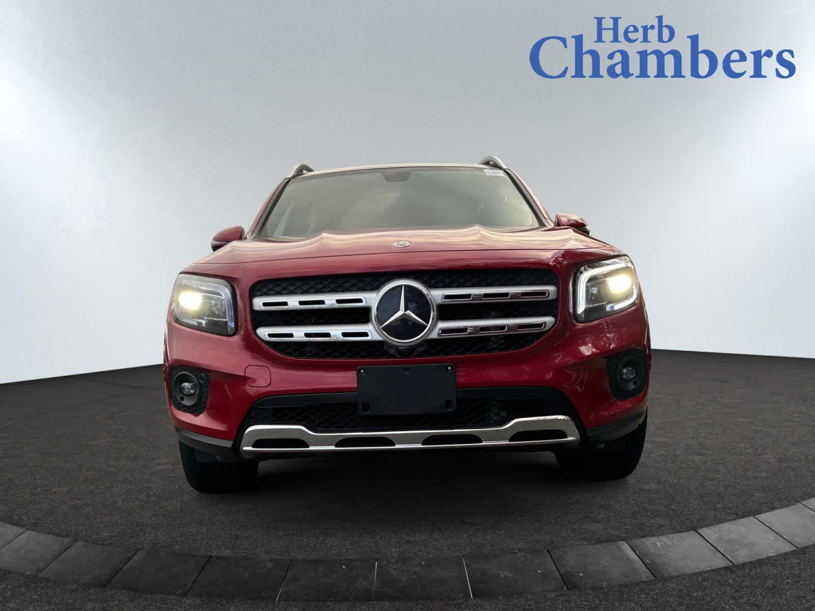 used 2020 Mercedes-Benz GLB 250 car, priced at $26,998