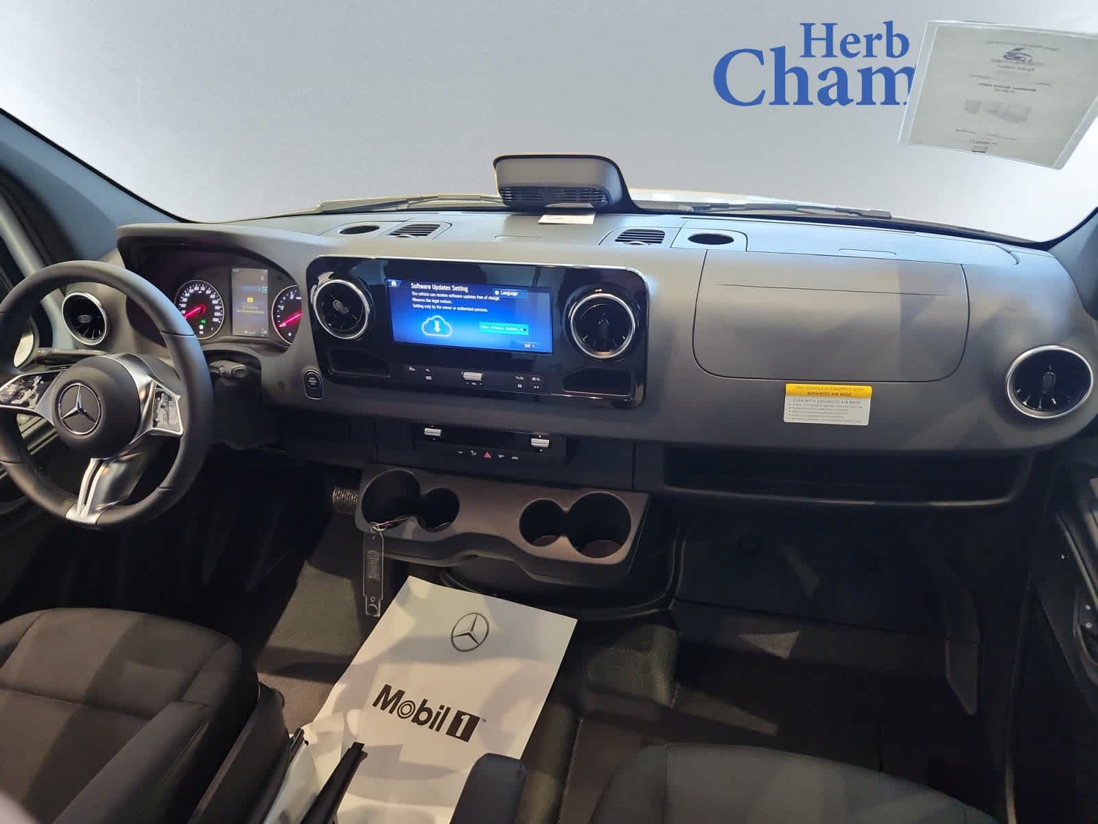 new 2025 Mercedes-Benz Sprinter car