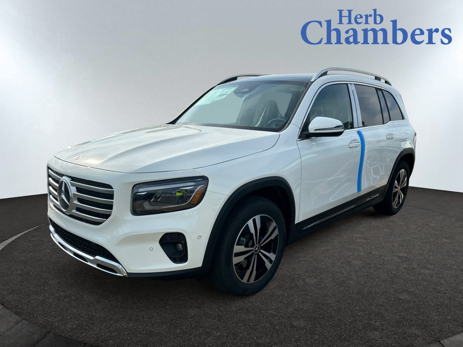 new 2025 Mercedes-Benz GLB 250 car