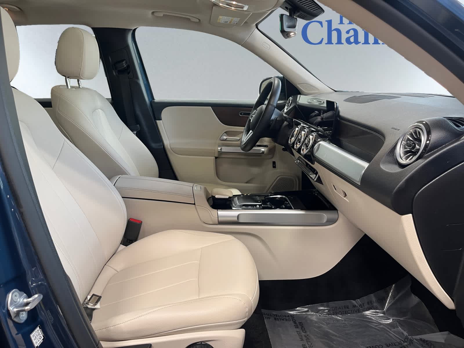 used 2022 Mercedes-Benz GLB 250 car, priced at $29,798