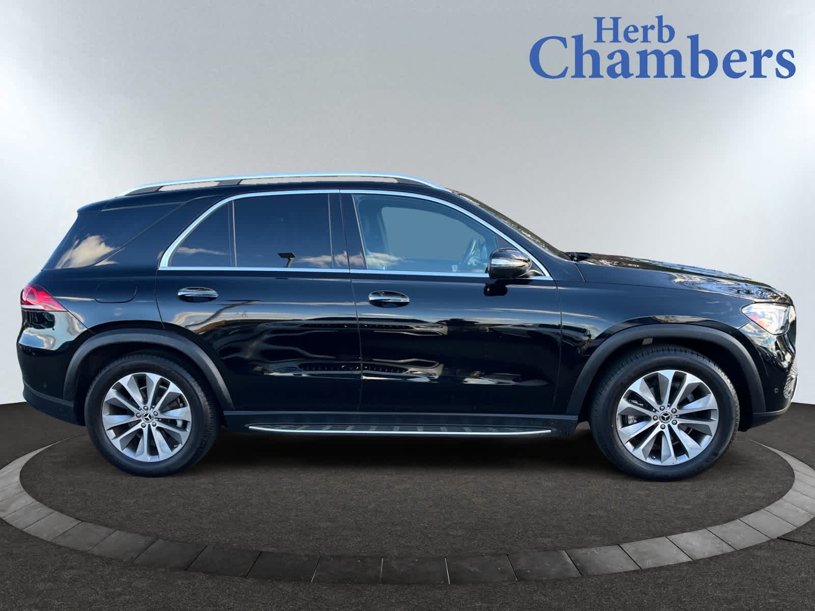 used 2021 Mercedes-Benz GLE 350 car, priced at $41,998