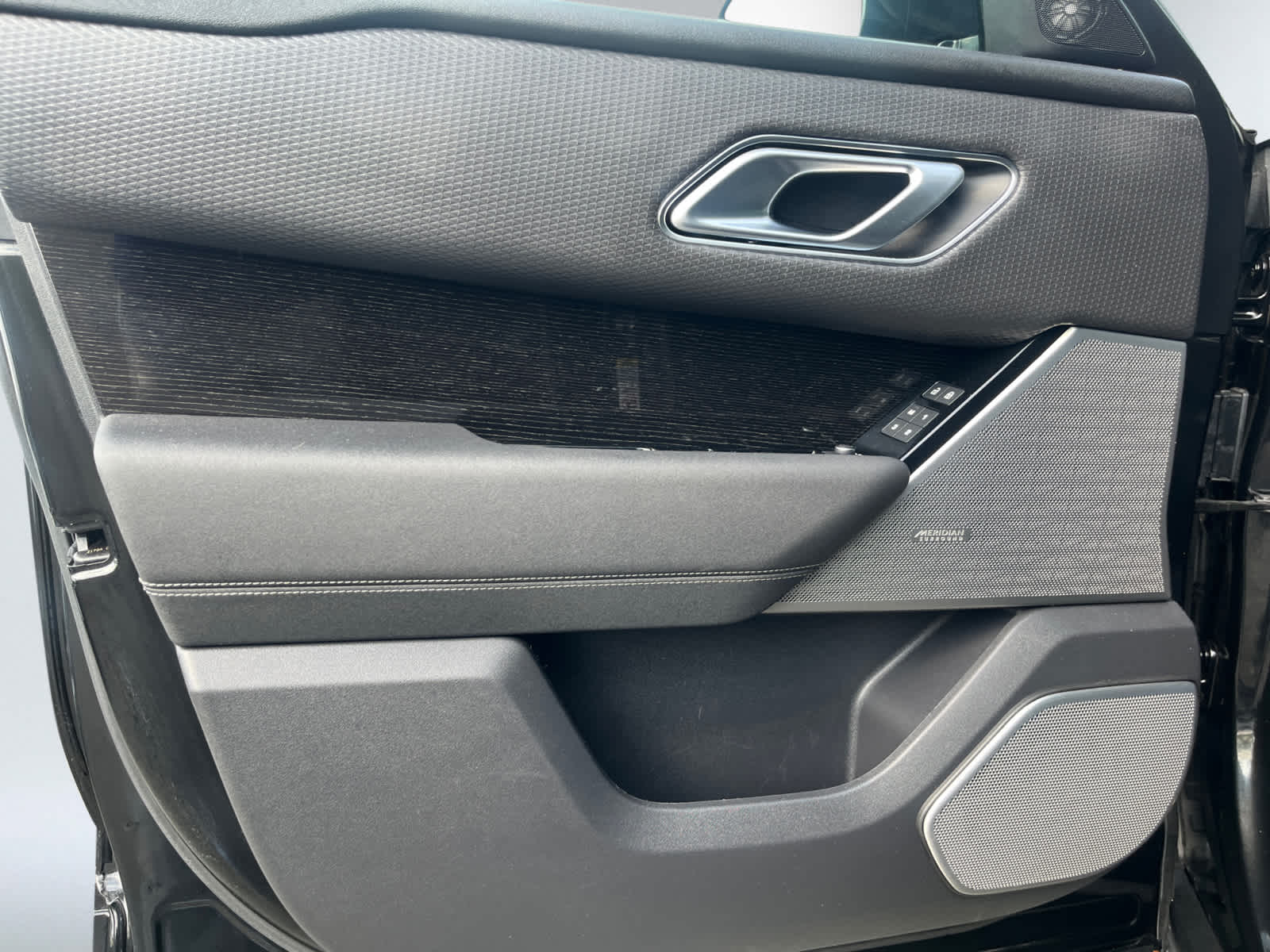 used 2022 Land Rover Range Rover Velar car, priced at $36,997