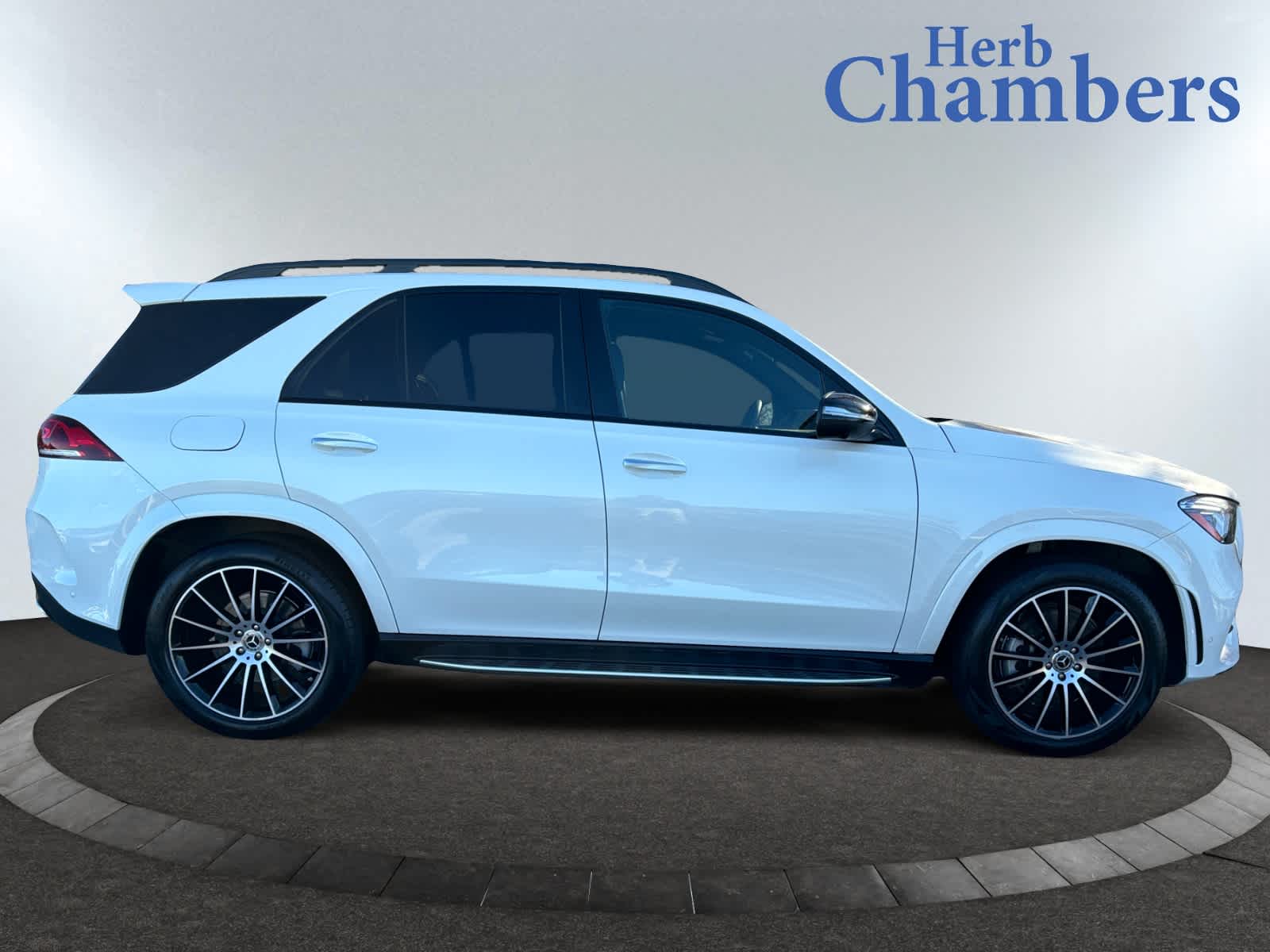 used 2023 Mercedes-Benz GLE 450 car, priced at $63,998