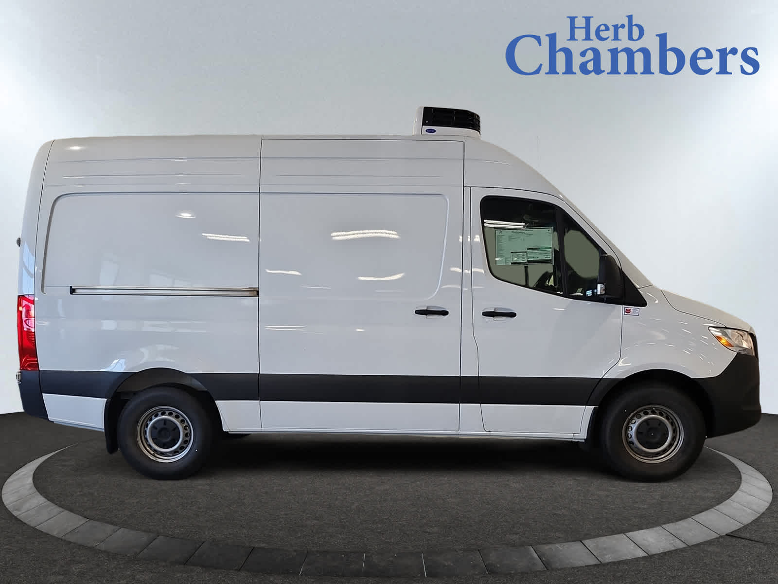 new 2025 Mercedes-Benz Sprinter car