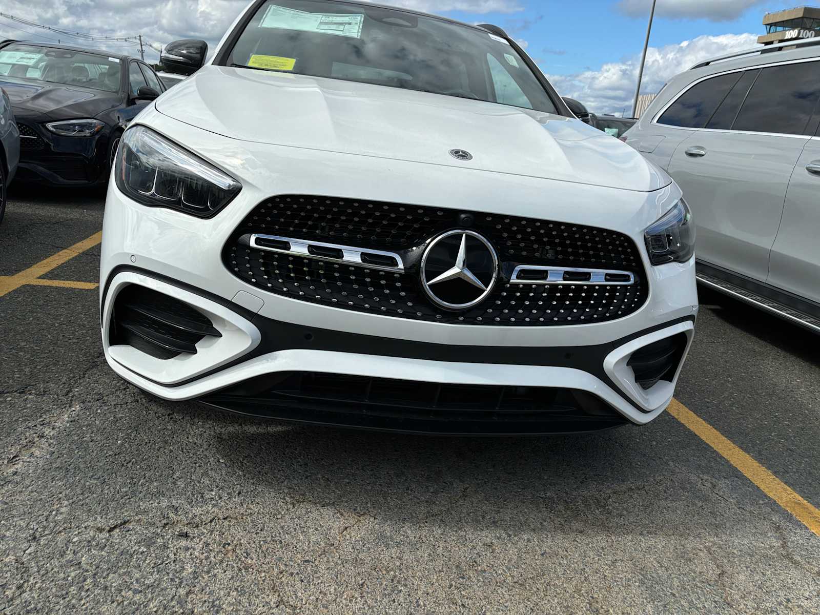 new 2025 Mercedes-Benz GLA 250 car