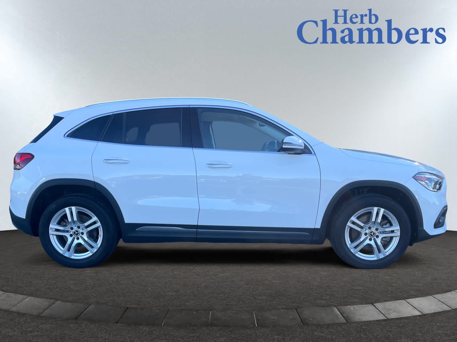 used 2021 Mercedes-Benz GLA 250 car, priced at $27,499