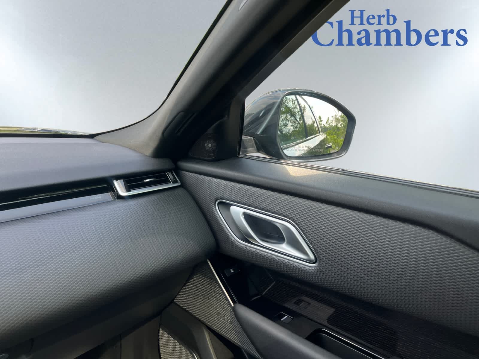 used 2022 Land Rover Range Rover Velar car, priced at $36,997