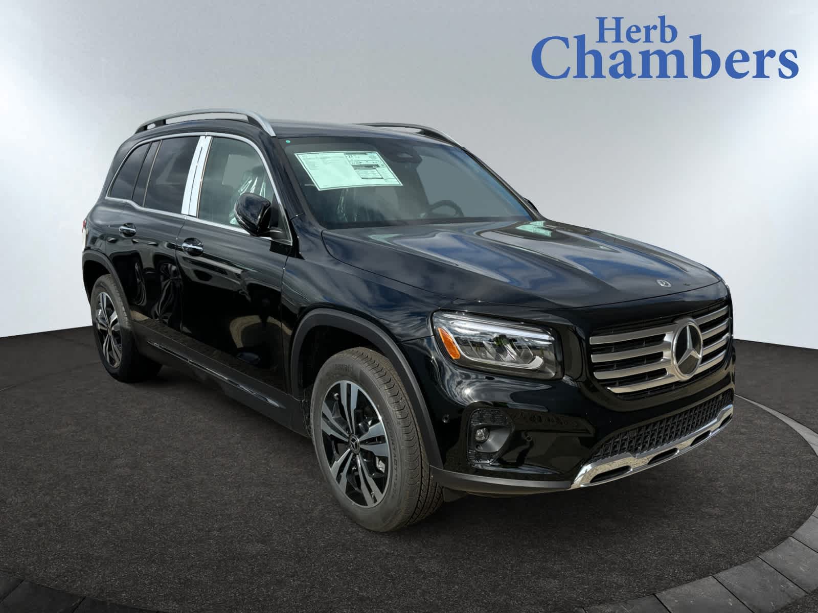 new 2025 Mercedes-Benz GLB 250 car