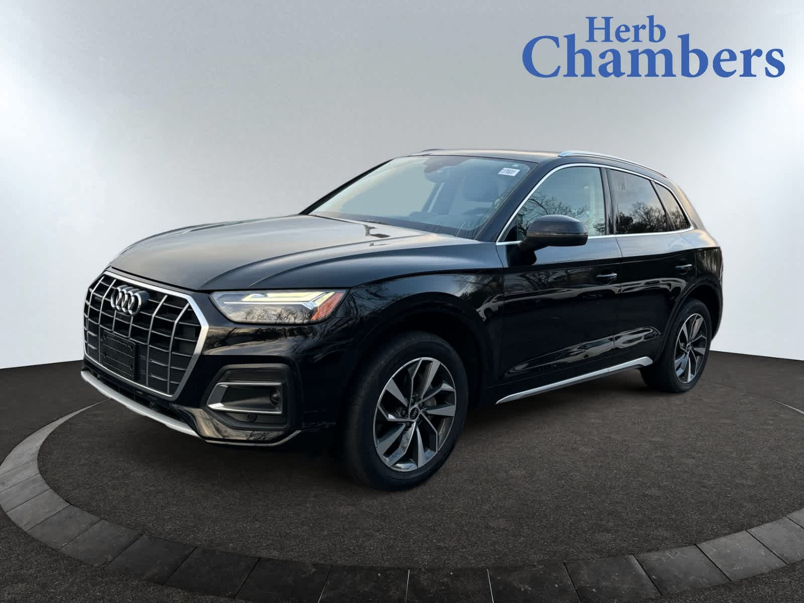 used 2021 Audi Q5 car, priced at $29,399