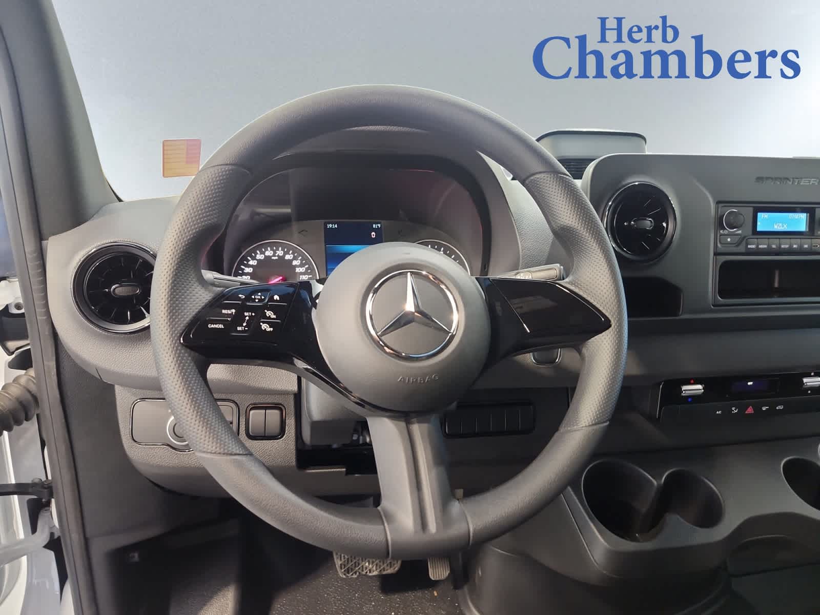 new 2025 Mercedes-Benz Sprinter car