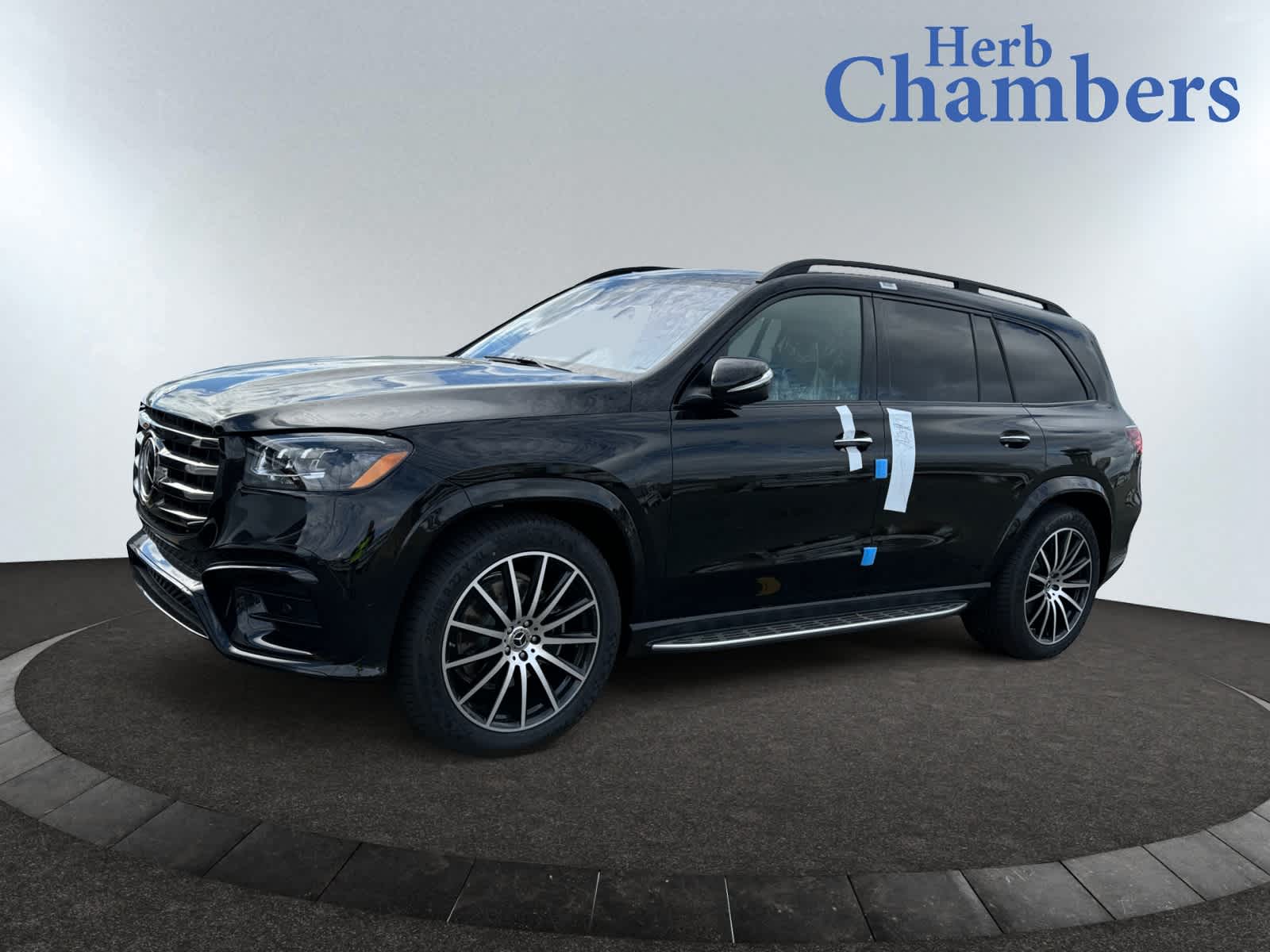 new 2025 Mercedes-Benz GLS 580 car