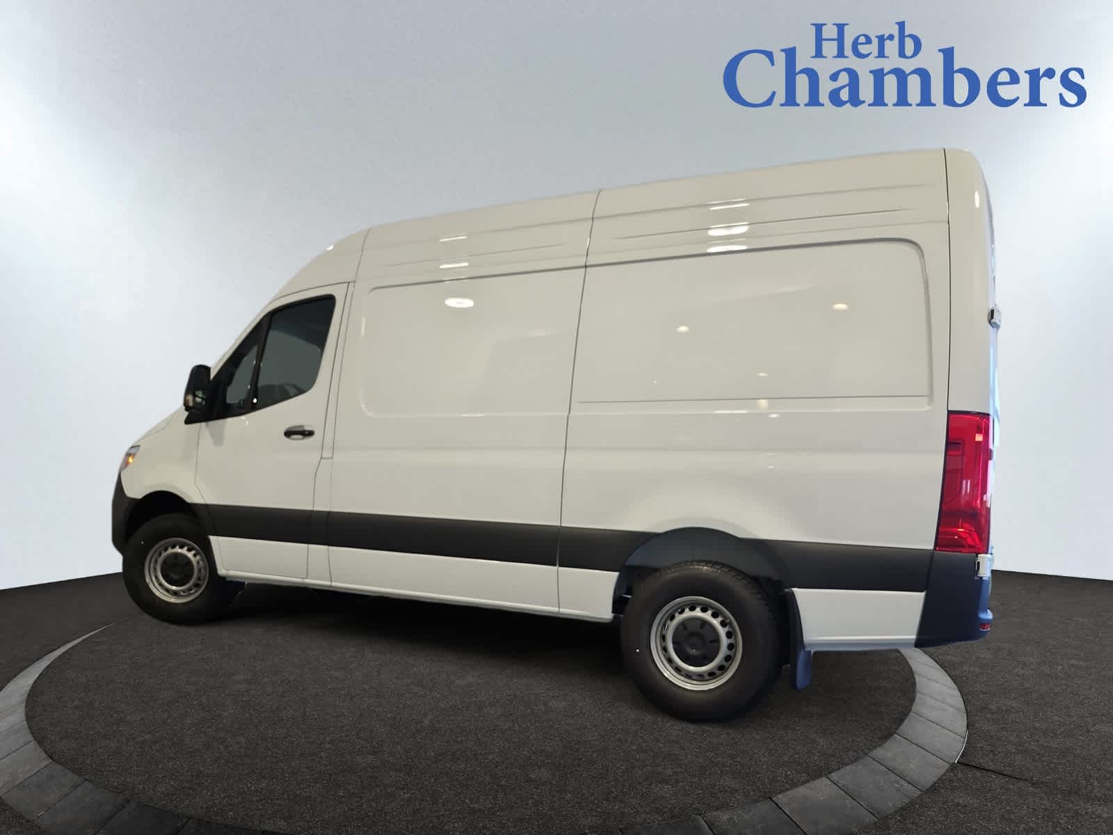 new 2025 Mercedes-Benz Sprinter car