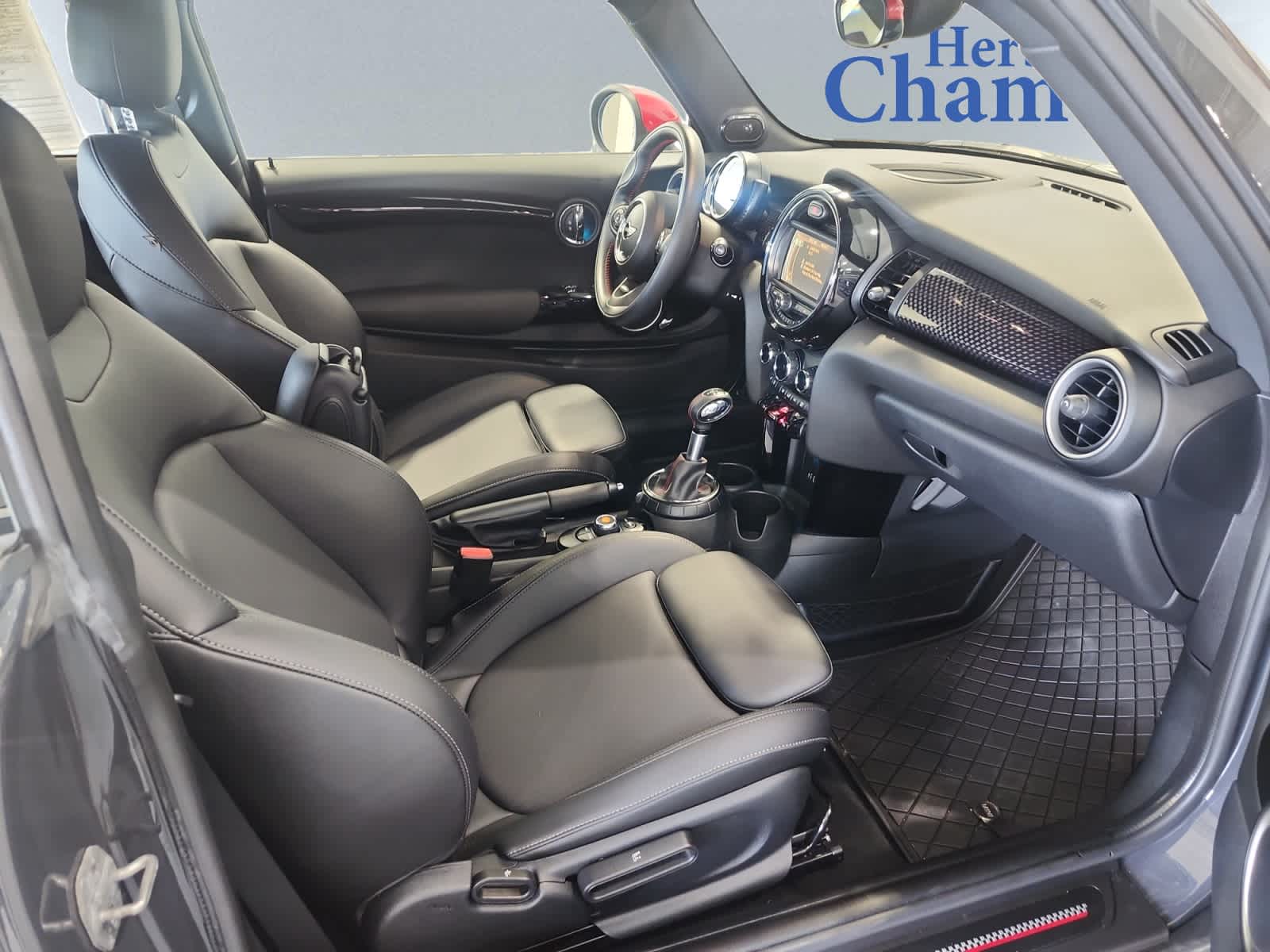 used 2015 MINI Hardtop 2 Door car, priced at $17,997