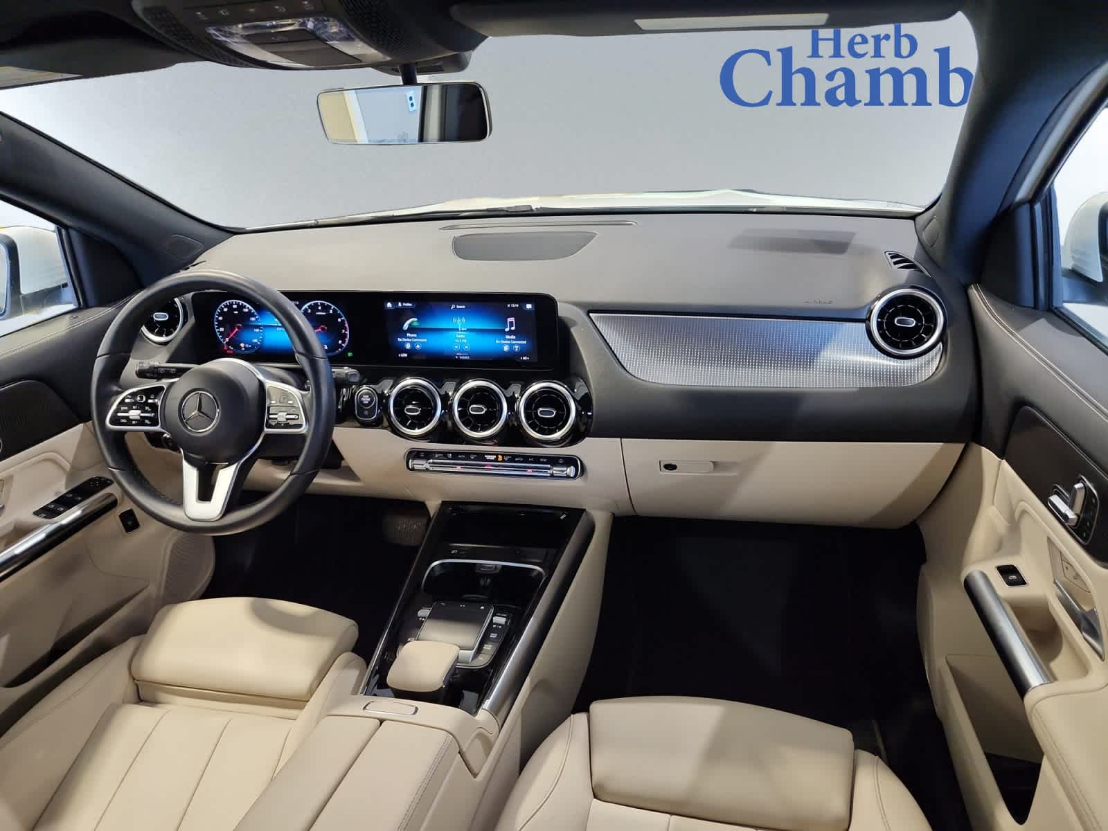 used 2022 Mercedes-Benz GLA 250 car, priced at $27,997