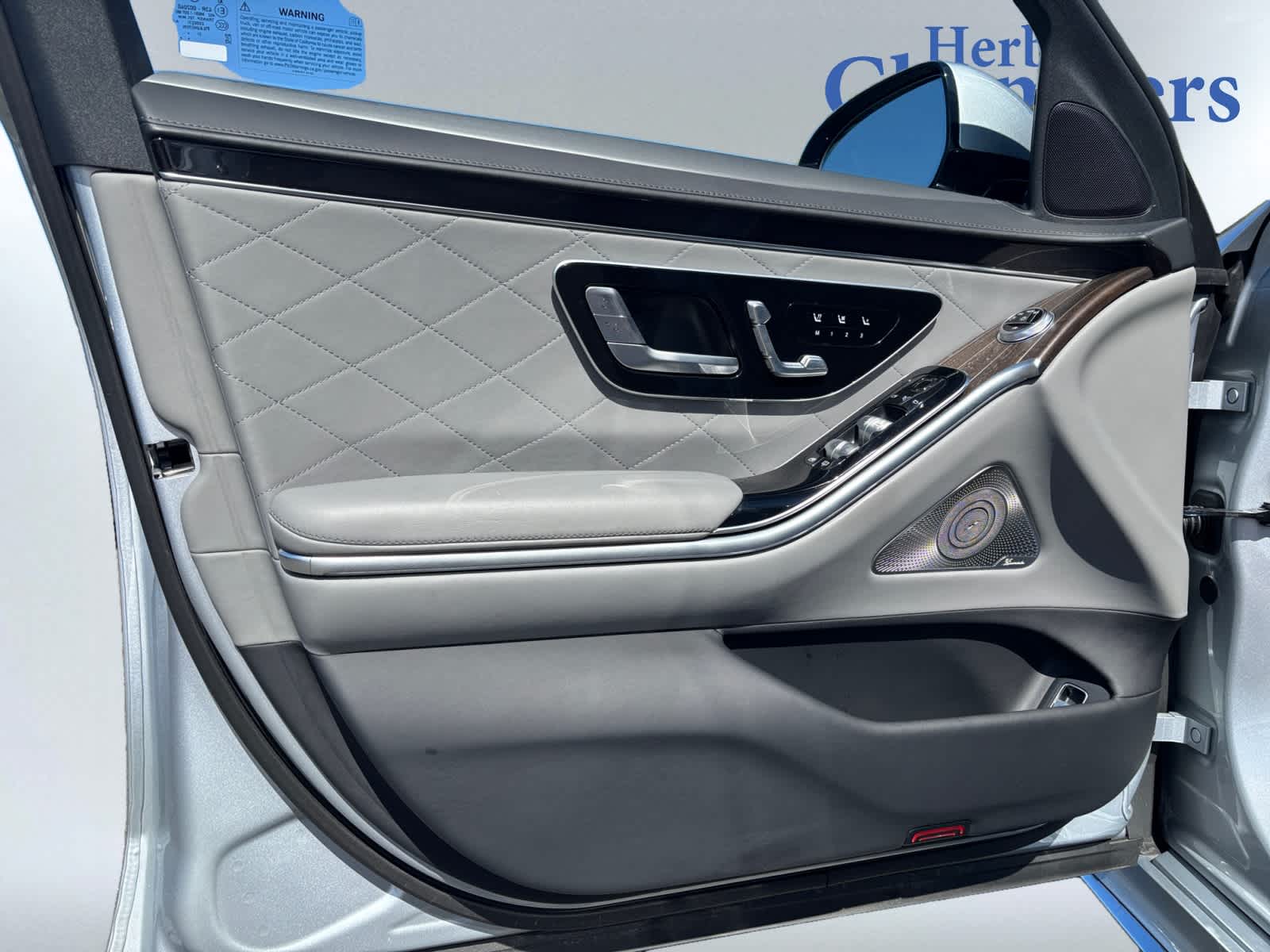 used 2022 Mercedes-Benz S-Class car, priced at $87,998