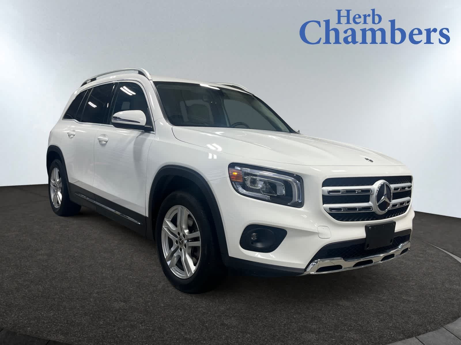 used 2020 Mercedes-Benz GLB 250 car, priced at $27,998