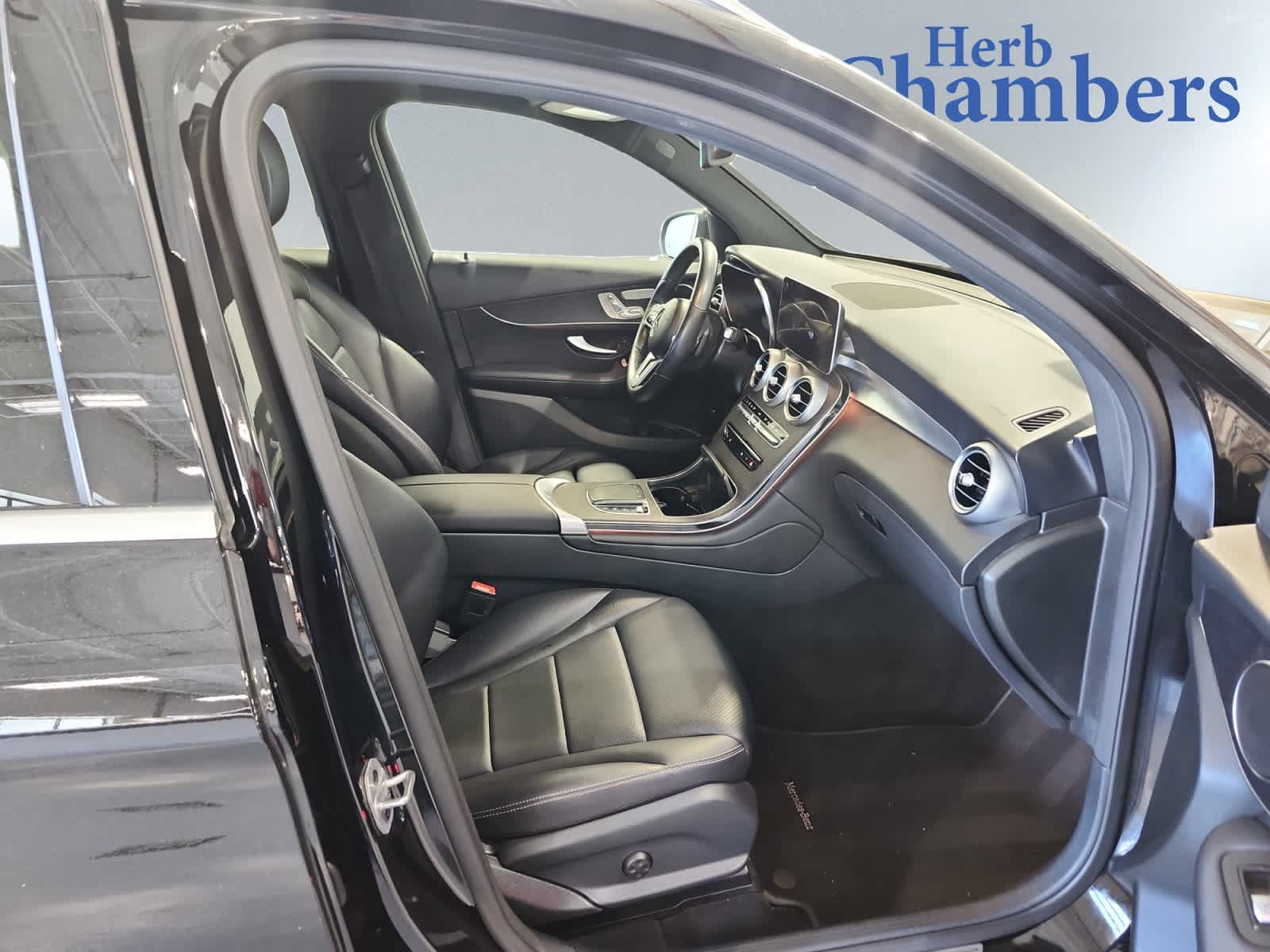 used 2022 Mercedes-Benz GLC 300 car, priced at $29,497