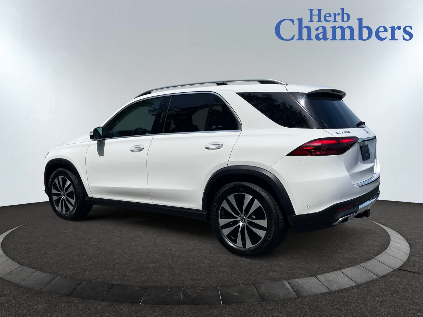 used 2025 Mercedes-Benz GLE 350 car, priced at $57,998
