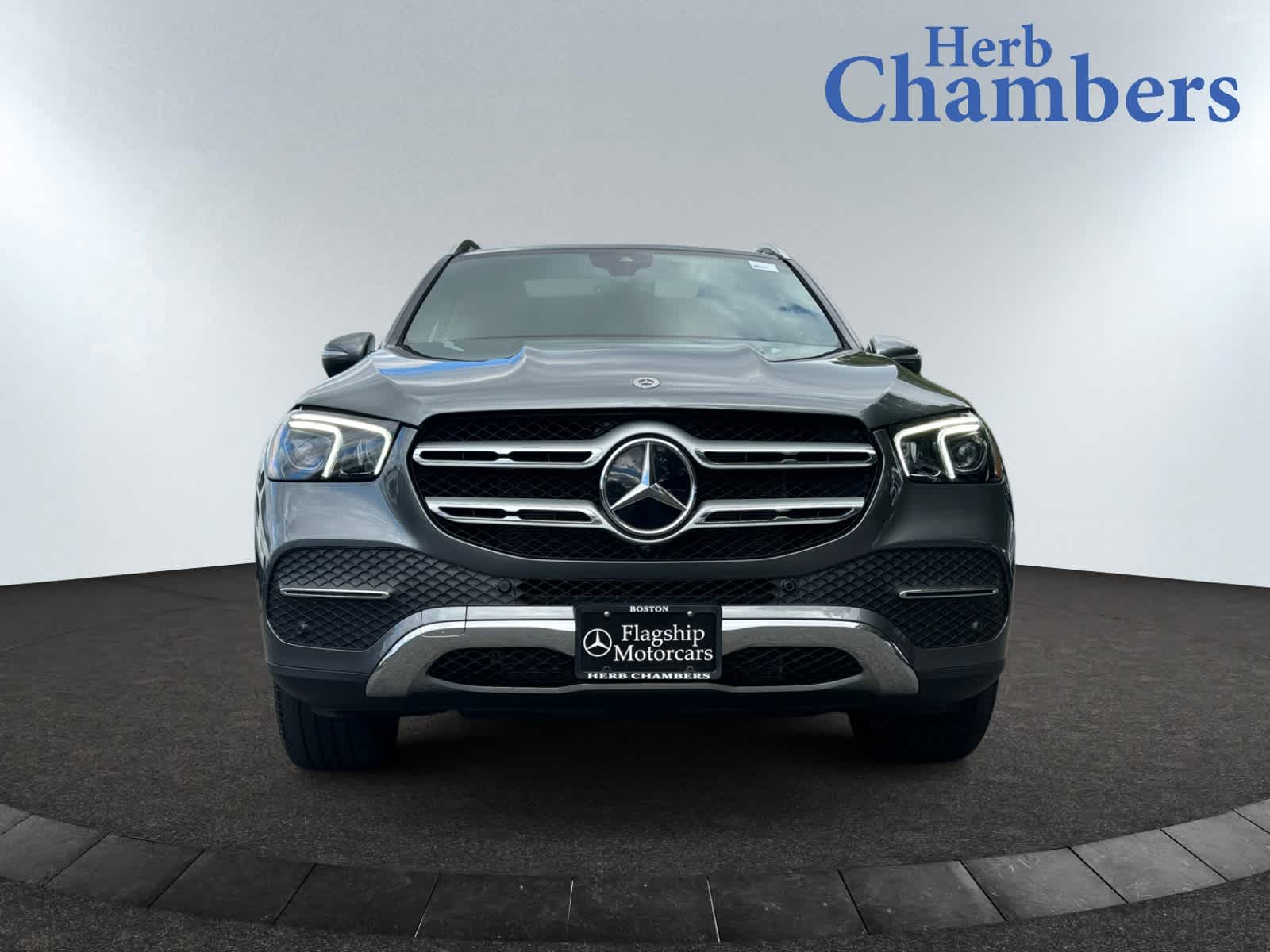 used 2022 Mercedes-Benz GLE 350 car, priced at $49,998