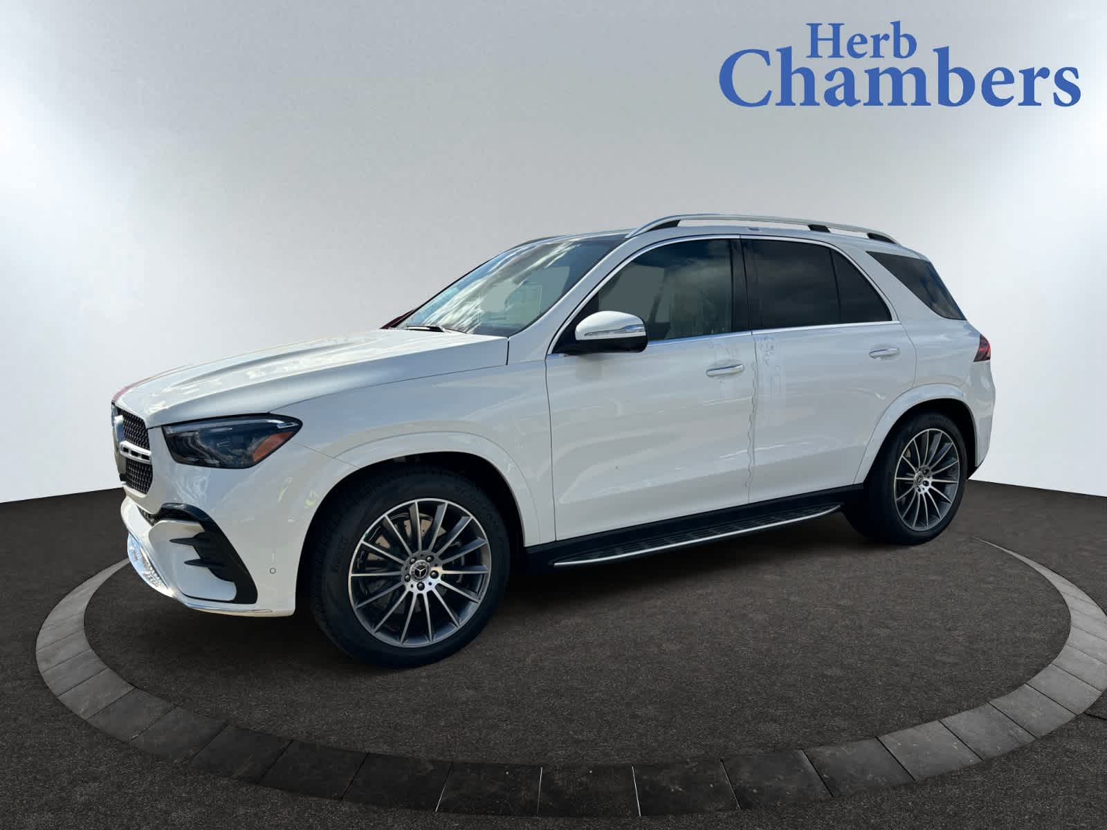 new 2025 Mercedes-Benz GLE 580 car