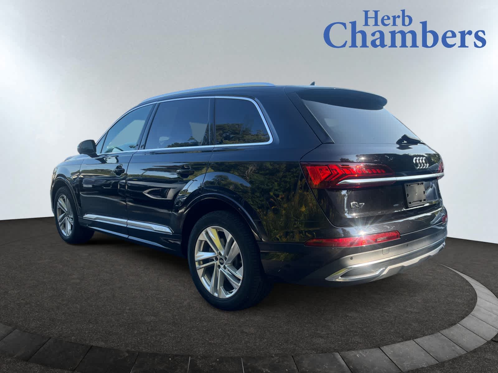 used 2021 Audi Q7 car, priced at $31,999