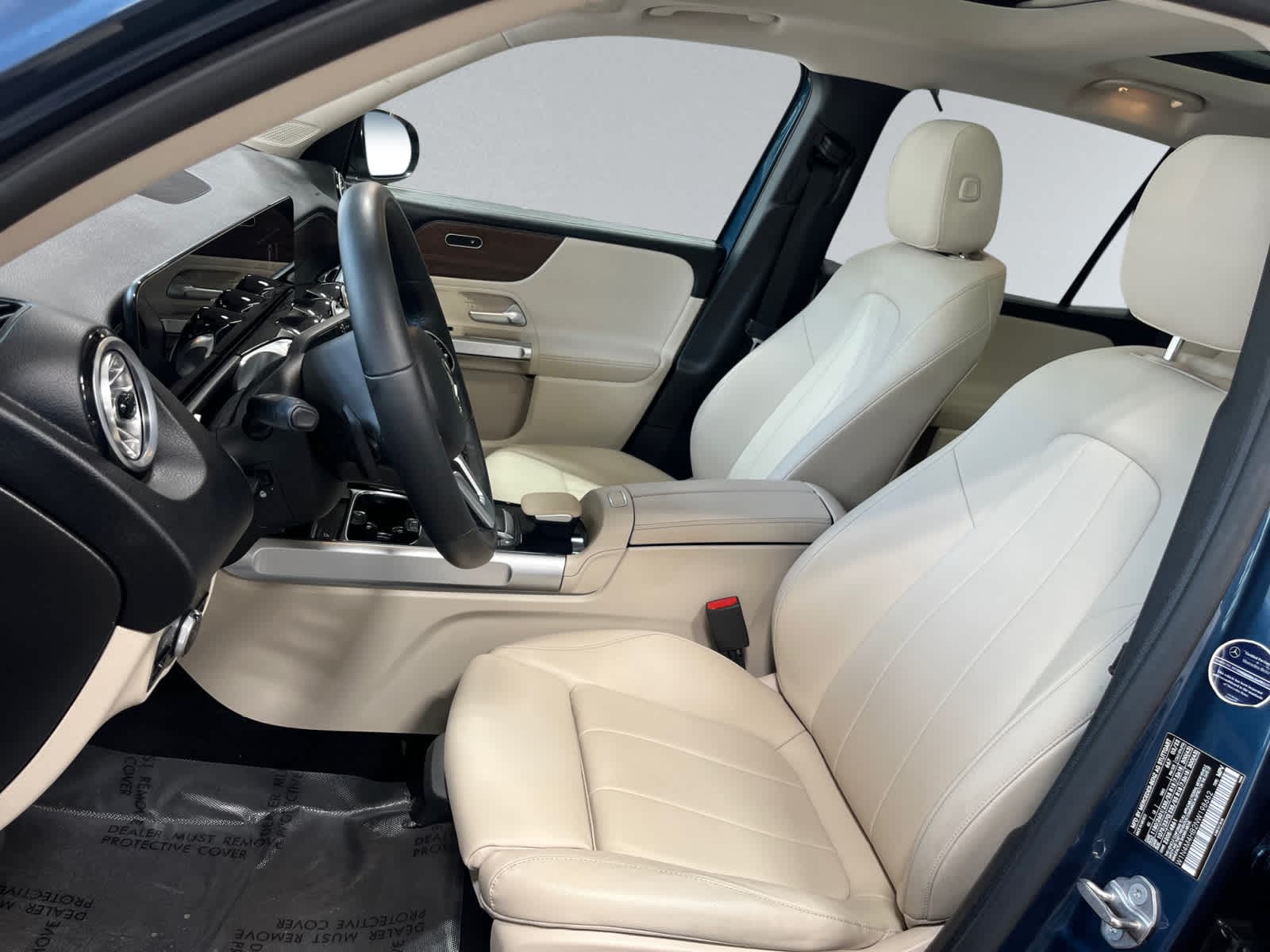 used 2022 Mercedes-Benz GLB 250 car, priced at $29,798