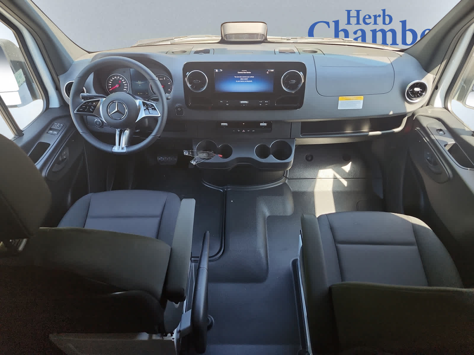new 2025 Mercedes-Benz Sprinter car