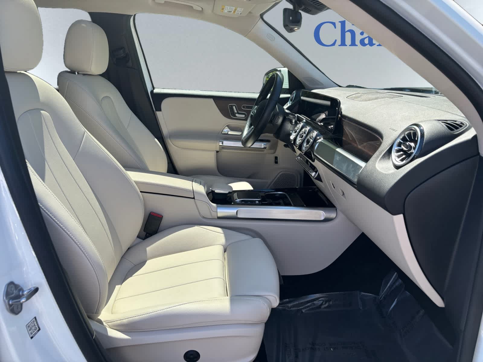 used 2022 Mercedes-Benz GLB 250 car, priced at $32,398