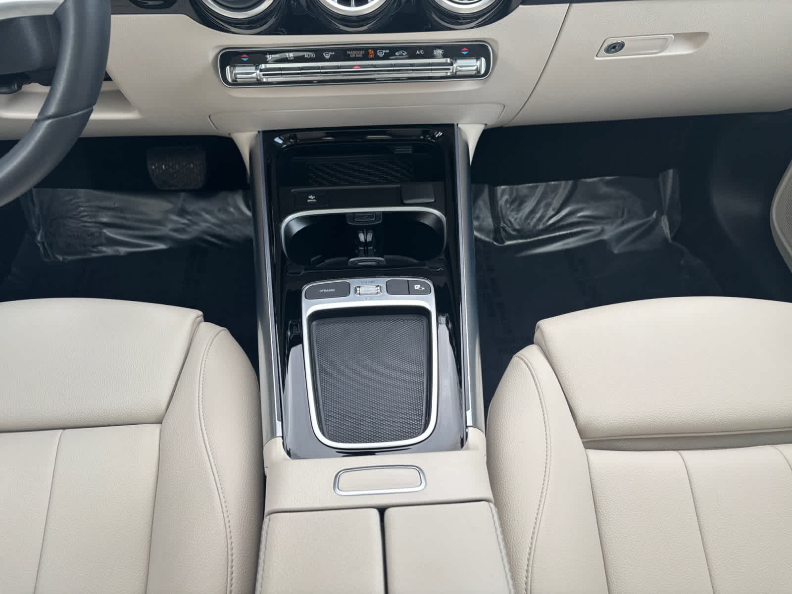 used 2024 Mercedes-Benz GLA 250 car, priced at $39,998