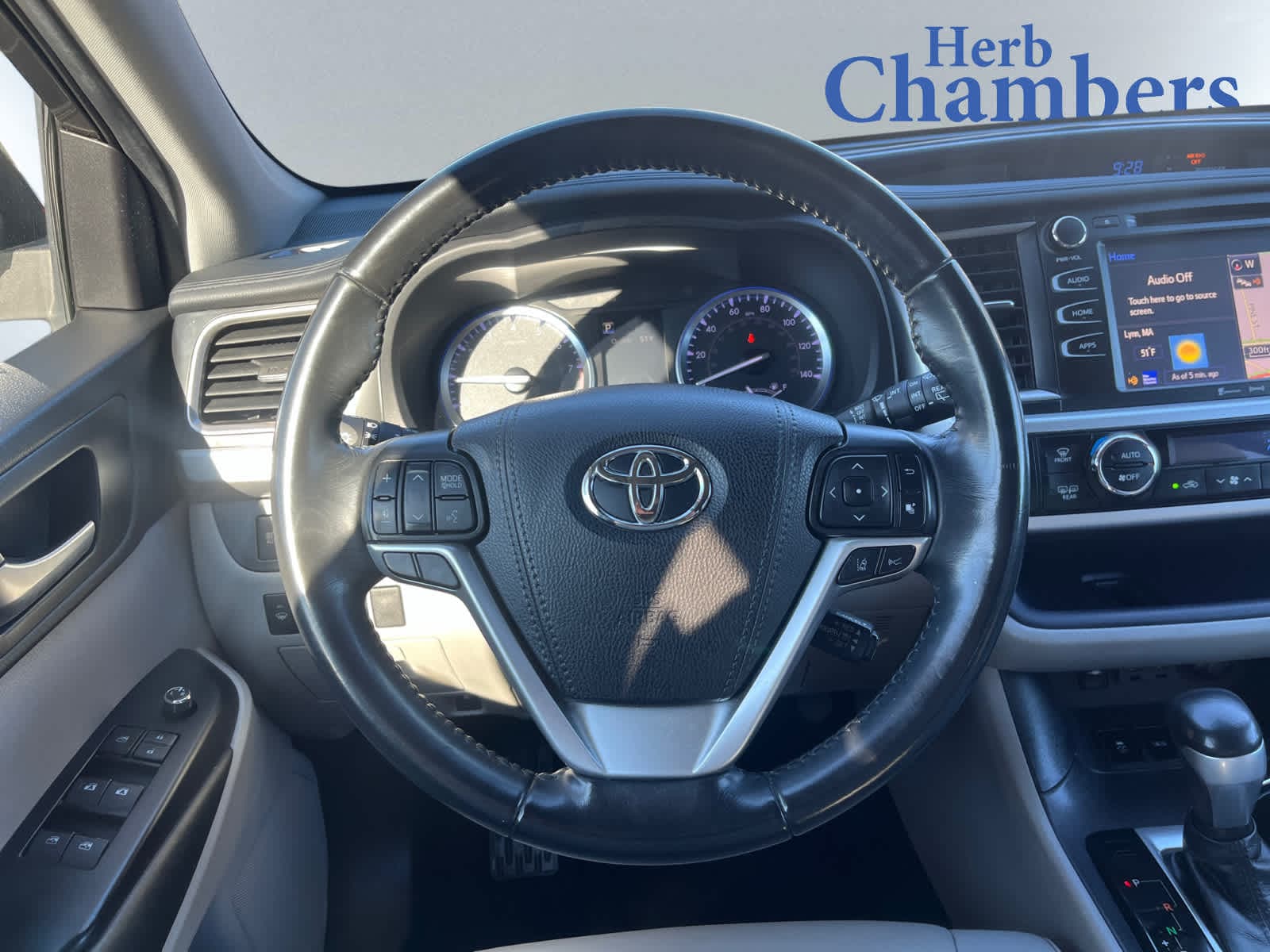 used 2019 Toyota Highlander car, priced at $27,997