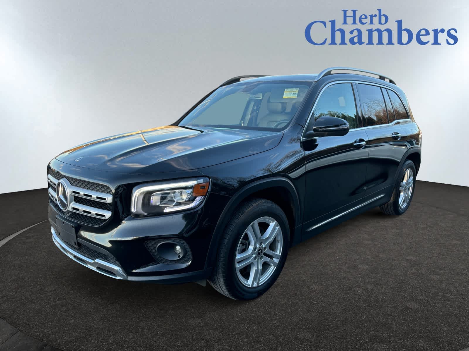 used 2021 Mercedes-Benz GLB 250 car, priced at $32,398