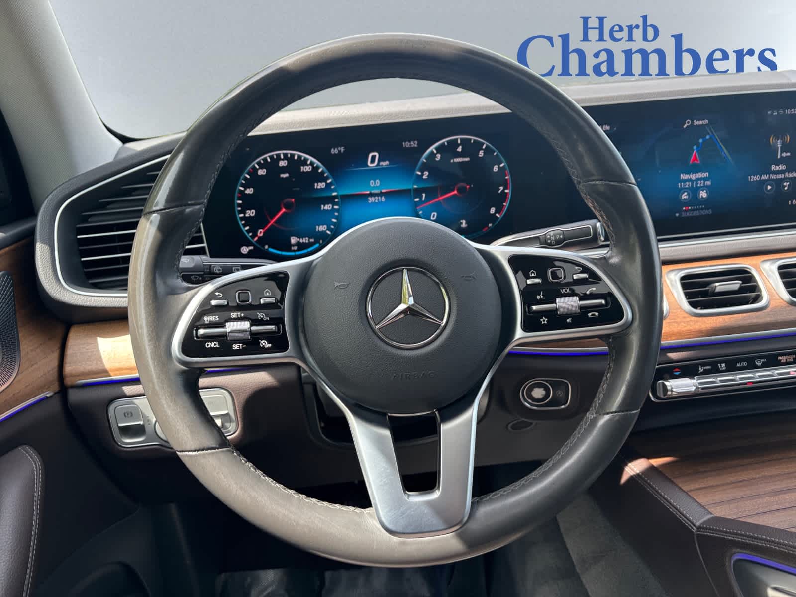 used 2020 Mercedes-Benz GLE 350 car, priced at $37,999
