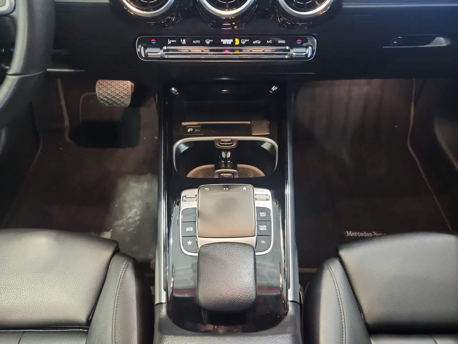 used 2020 Mercedes-Benz GLB 250 car, priced at $21,997