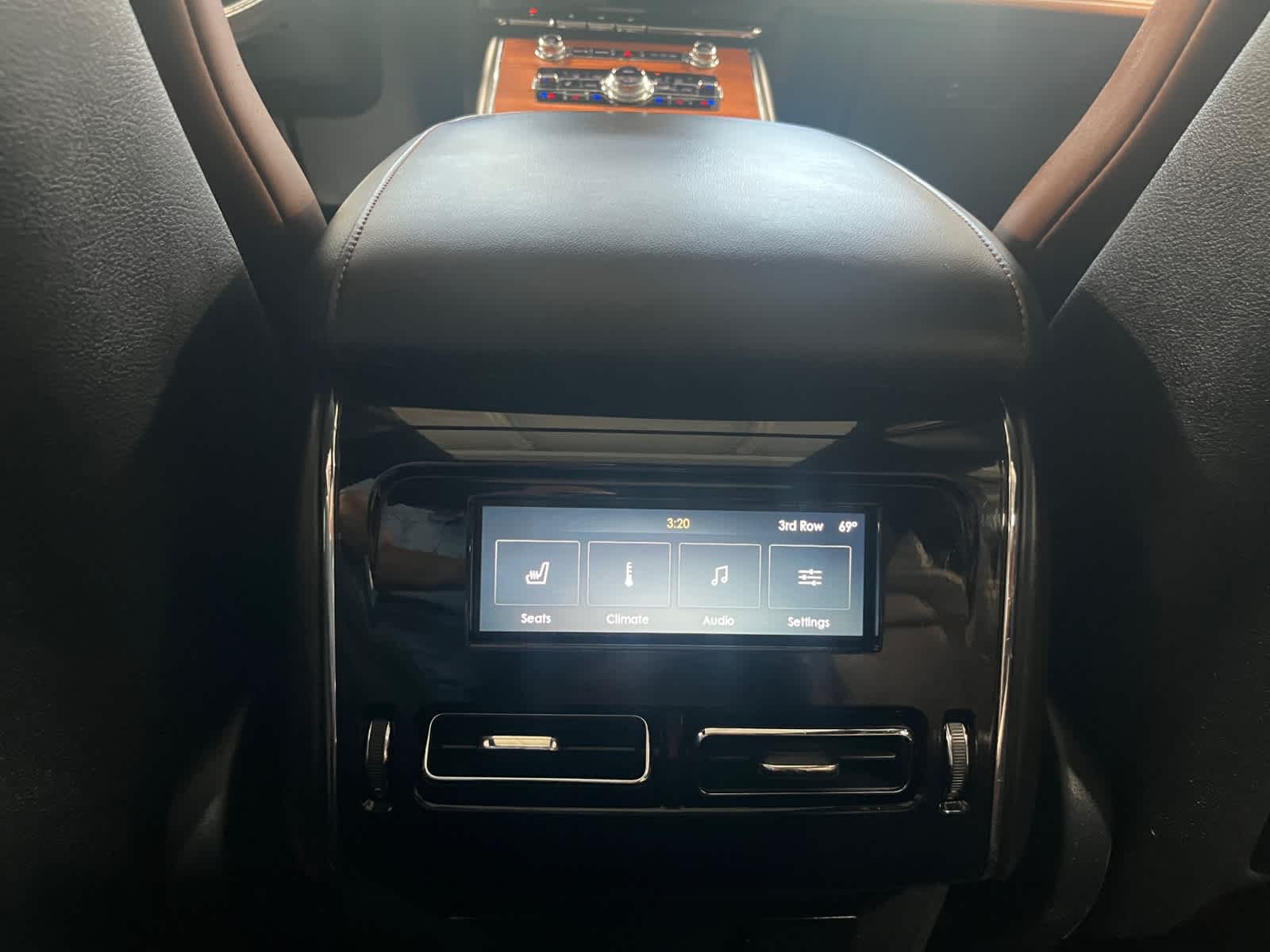 used 2020 Lincoln Aviator car, priced at $28,997
