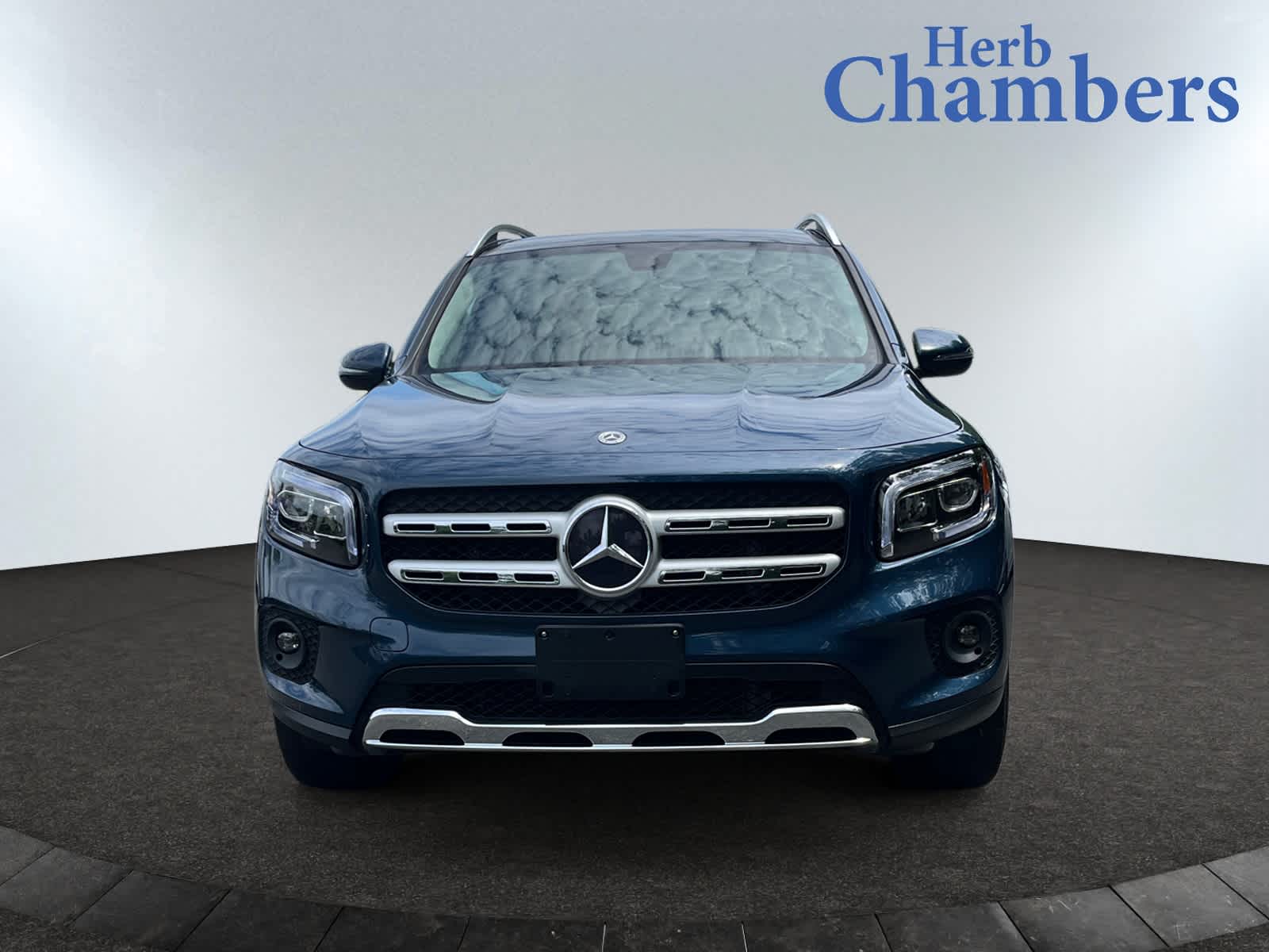used 2021 Mercedes-Benz GLB 250 car, priced at $29,998