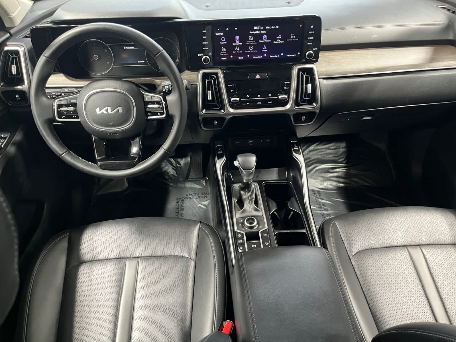 used 2023 Kia Sorento car, priced at $32,999