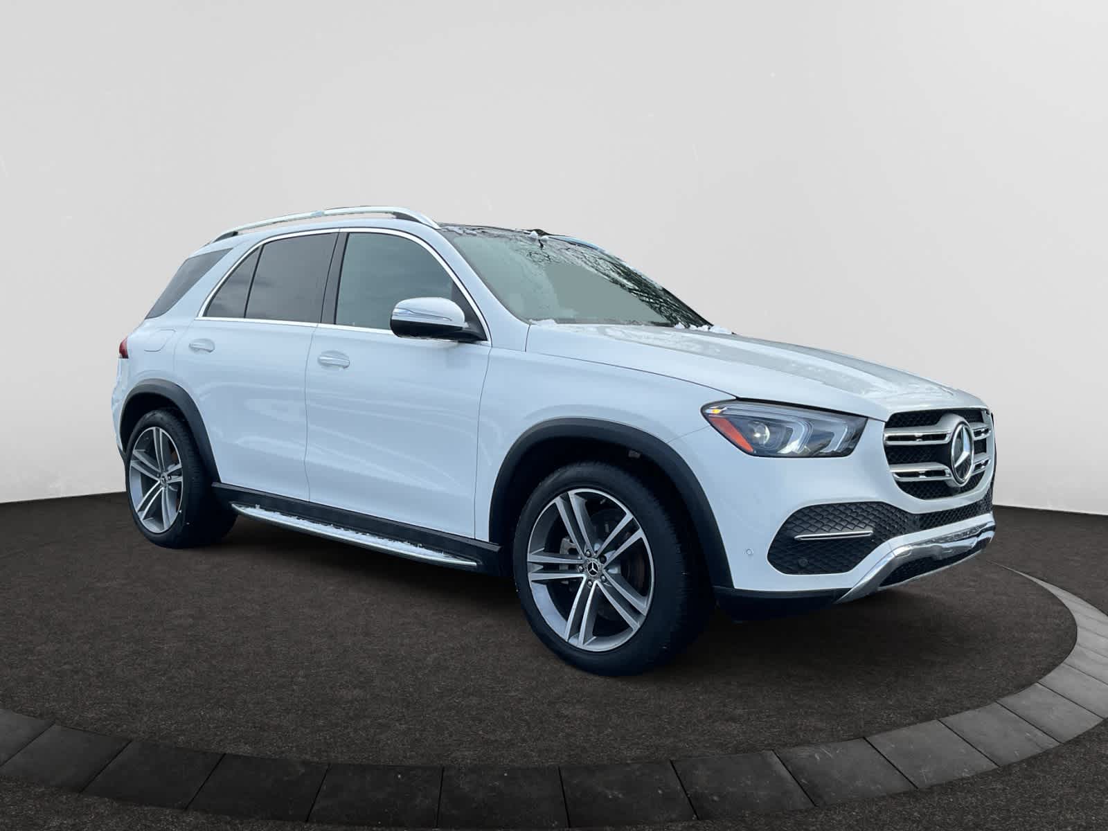 used 2022 Mercedes-Benz GLE 350 car, priced at $51,998
