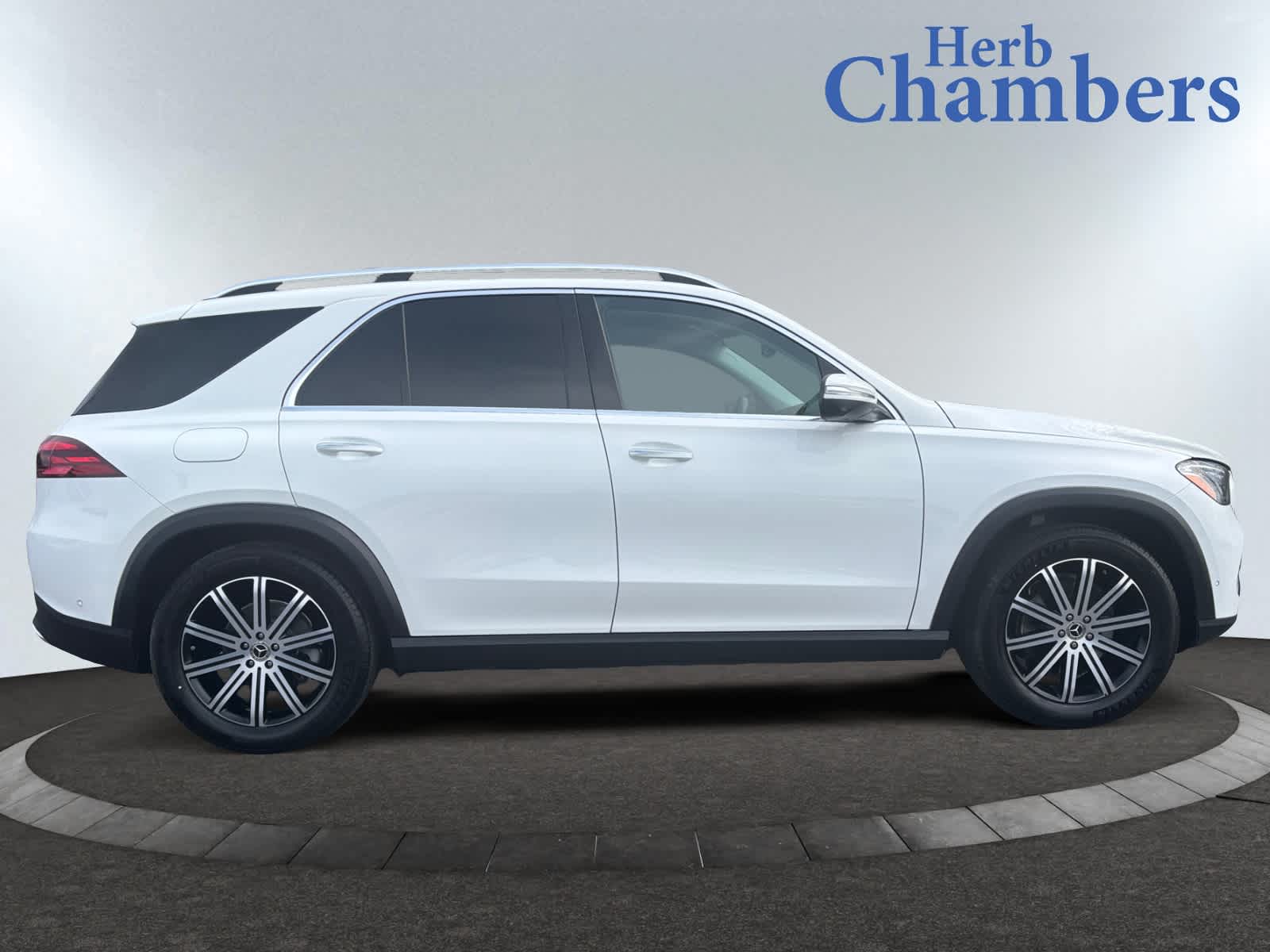 used 2025 Mercedes-Benz GLE 350 car, priced at $61,998