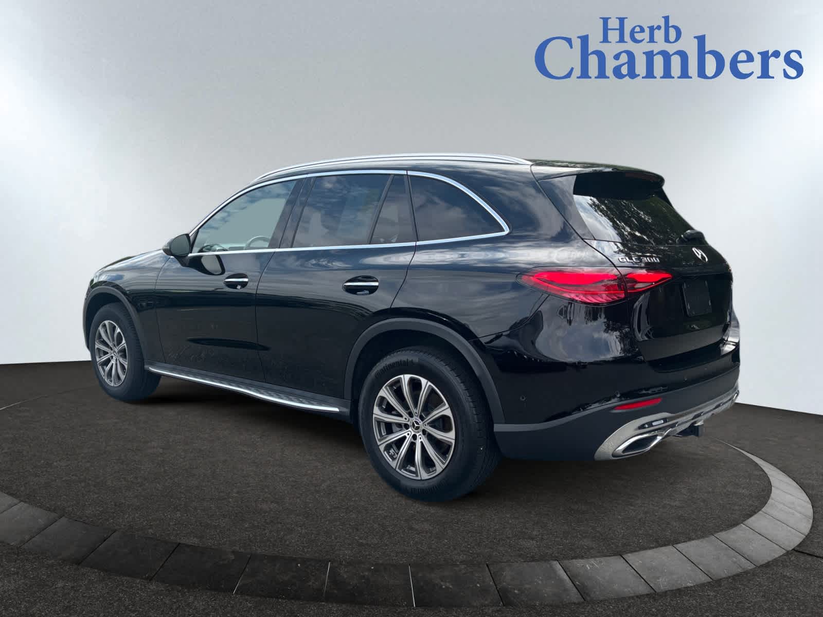 used 2023 Mercedes-Benz GLC 300 car, priced at $39,998