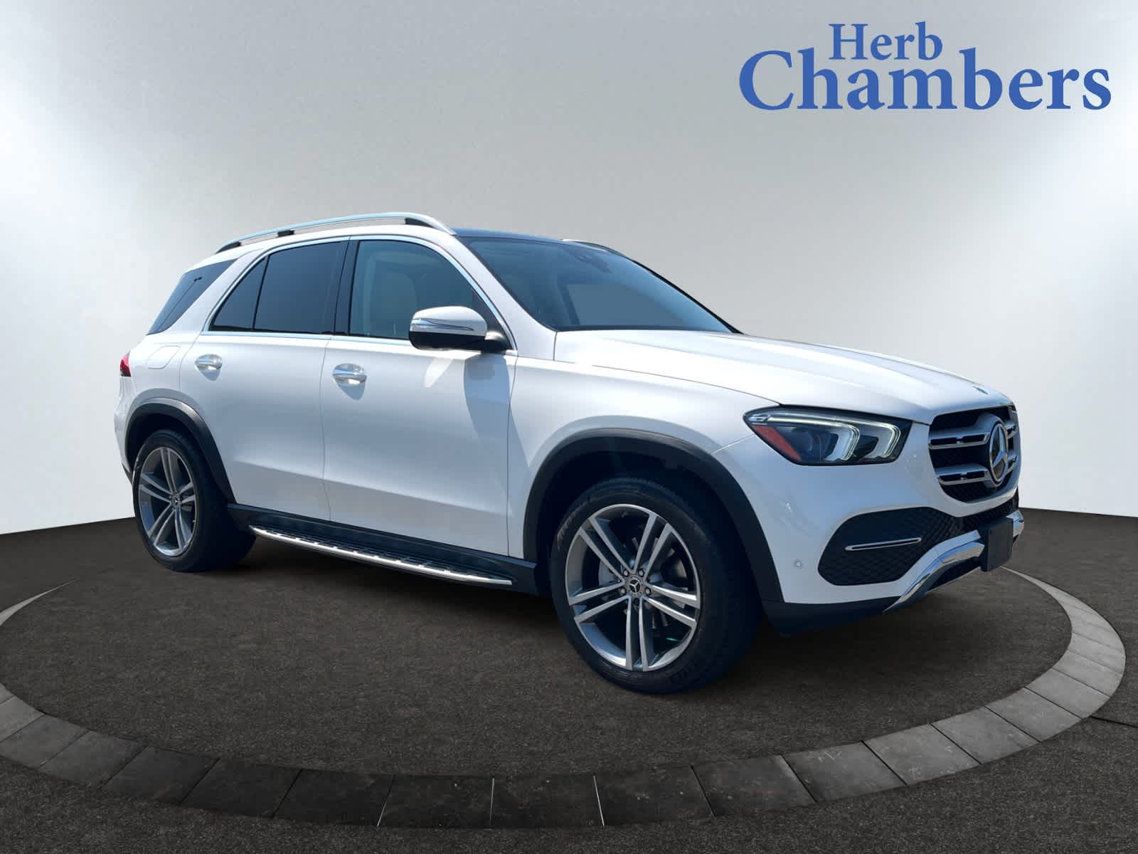 used 2022 Mercedes-Benz GLE 350 car, priced at $51,998