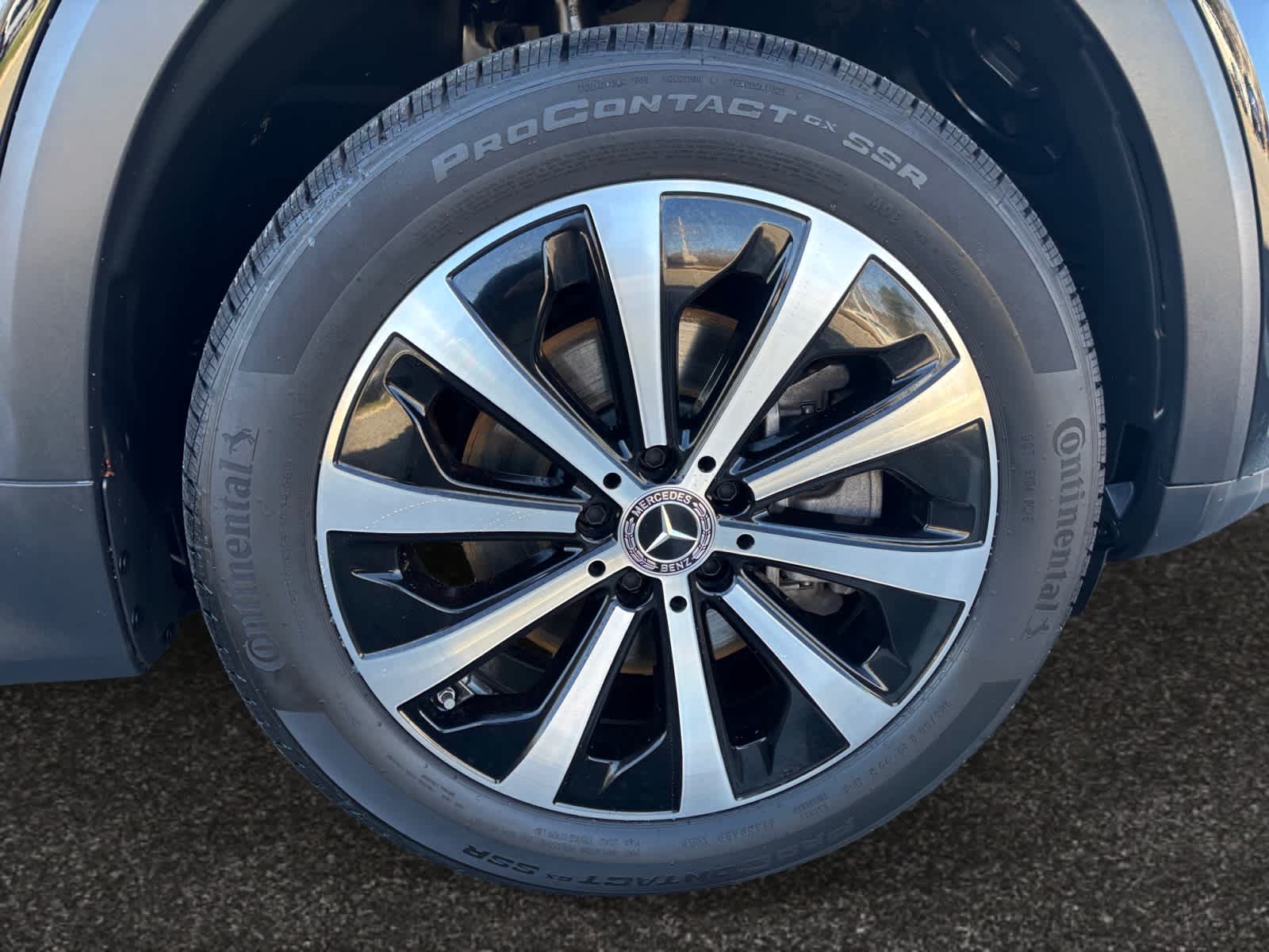 used 2023 Mercedes-Benz GLB 250 car, priced at $38,998