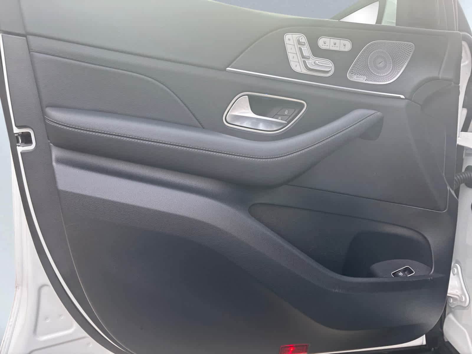 used 2025 Mercedes-Benz GLE 350 car, priced at $61,998